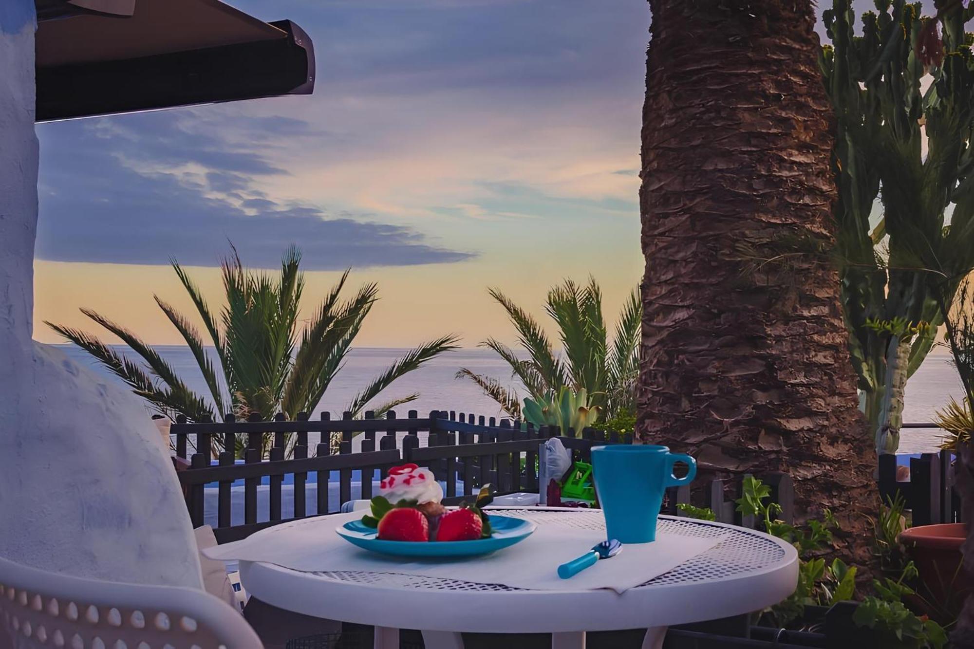 Vistas De Ensueno Al Mar En Playa Del Aguila Villa Kültér fotó